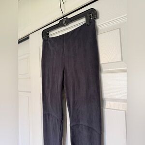 Lysse faux suede purple leggings